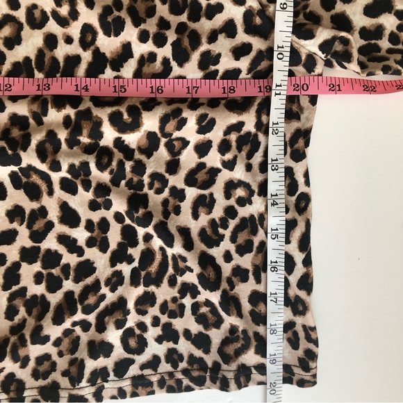 Veronica Beard | Animal Print | Short Sleeve | Crop Top | Blouse - Picture 12 of 14